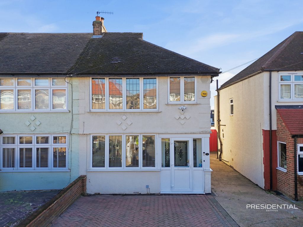 Property photo 3 of 26