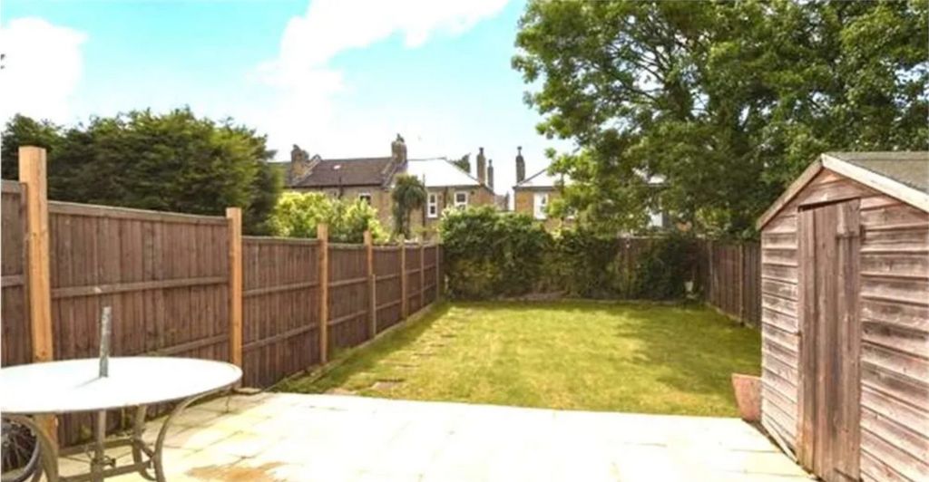 Property photo 2 of 5