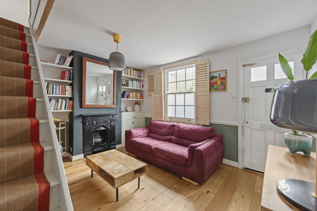 Property photo 2 of 13 094A1206