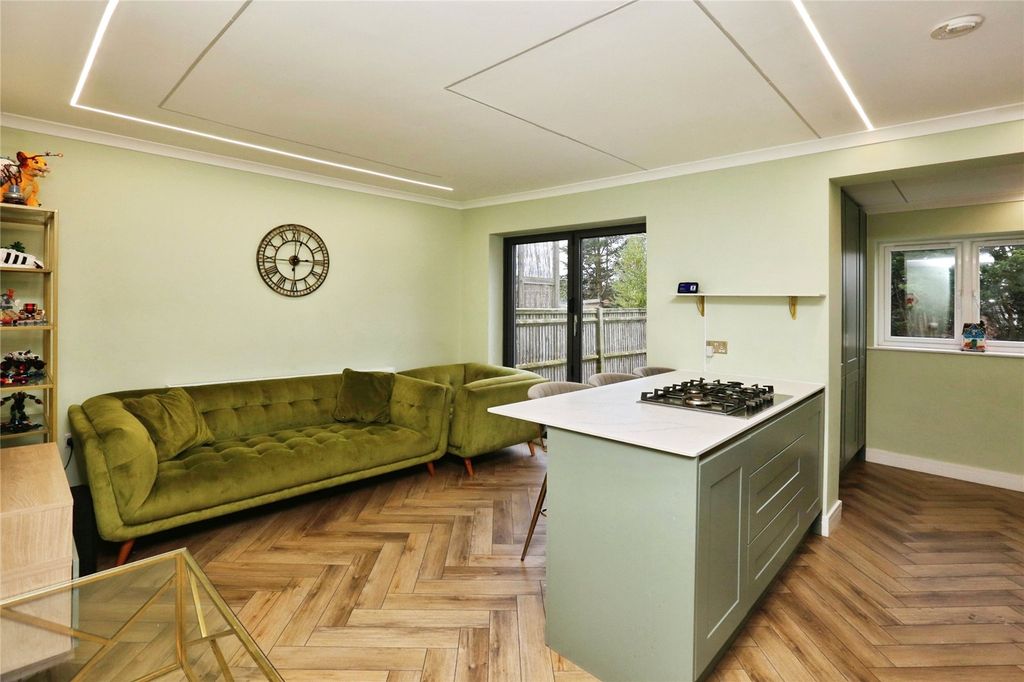 Property photo 3 of 17 Picture No. 05