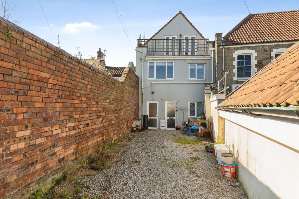 Property photo 1 of 14