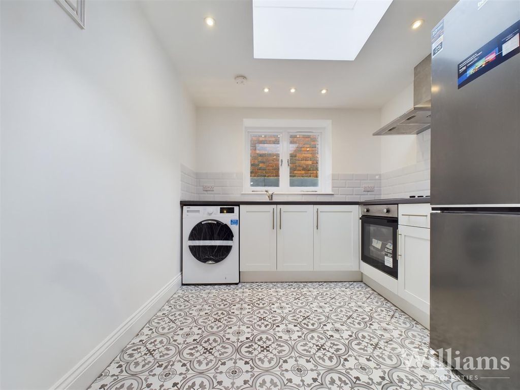 Property photo 1 of 9 Cam02962G0-Pr0220-Still001.Png