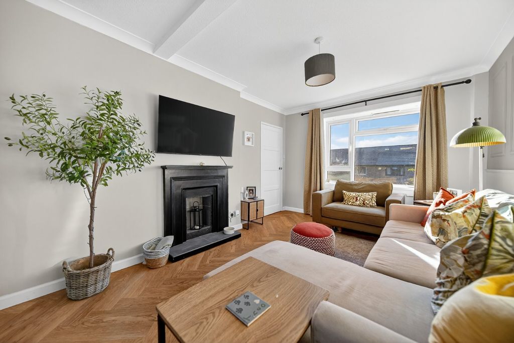 Property photo 2 of 16 Picture No. 19