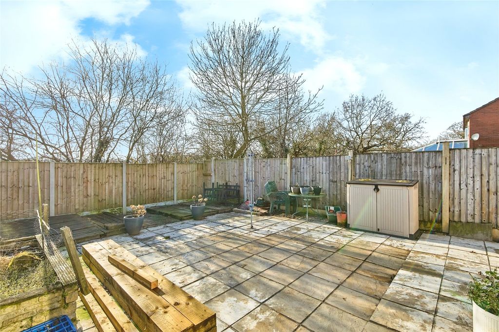 Property photo 3 of 24 Garden