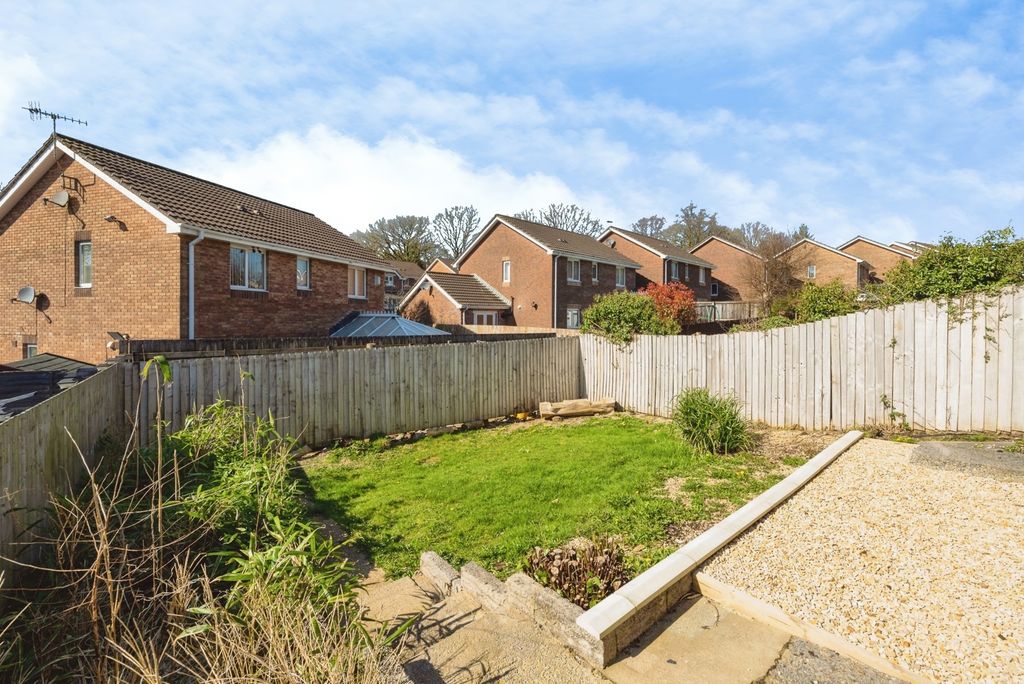 Property photo 2 of 15 Pbox-Img.Jpg