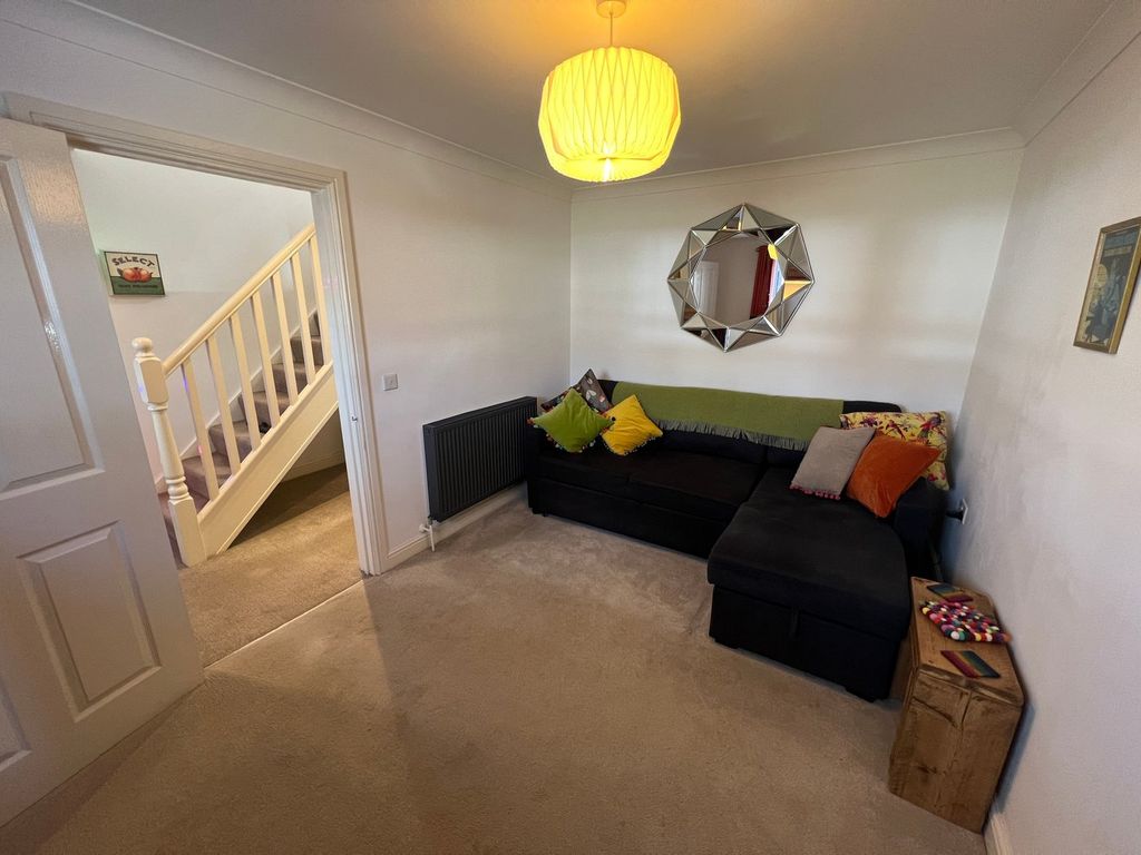 Property photo 2 of 22