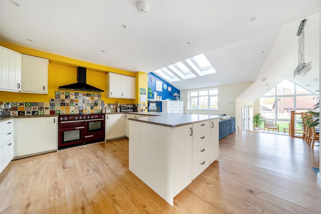 Property photo 3 of 22 1-691Efc3Fbfcd8-1373821-9-691Ddafd86E8F-1.Jpg