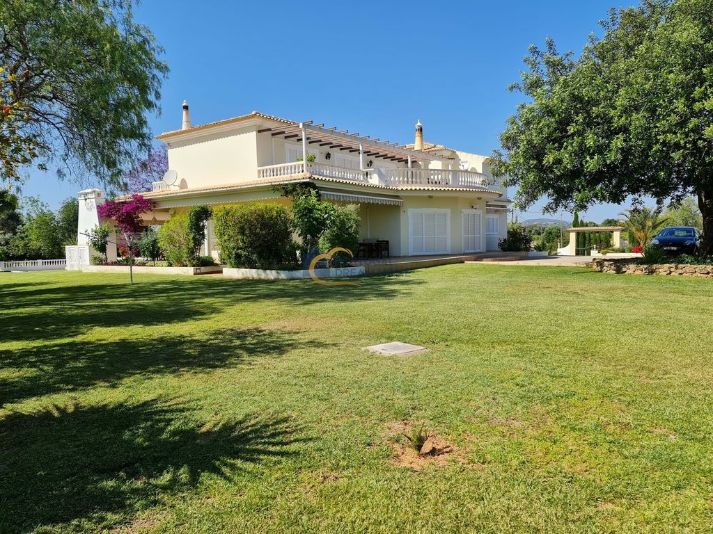 Property photo 1 of 84