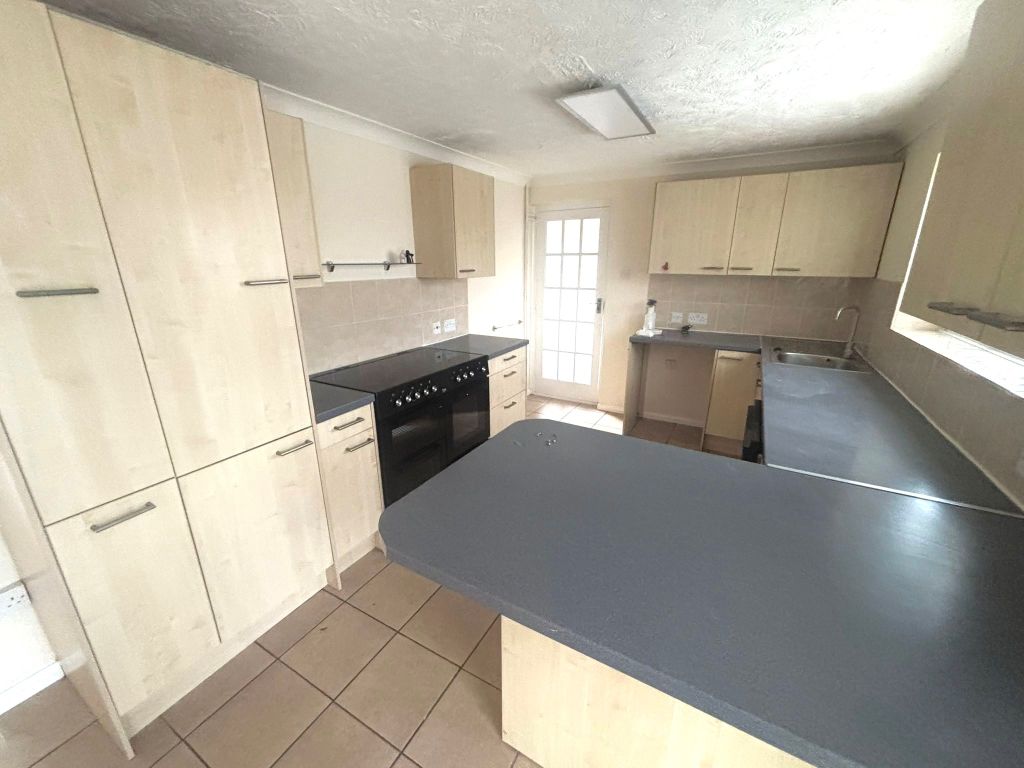 Property photo 2 of 16 Image