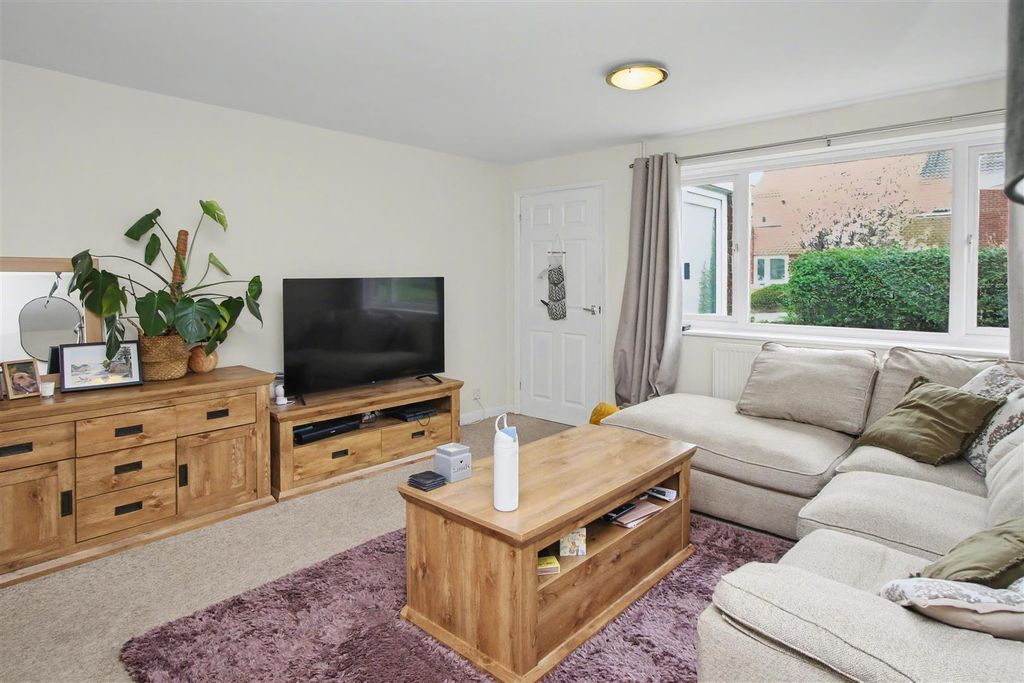 Property photo 3 of 17 Img_5483.Jpg