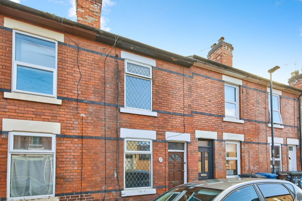 Property photo 1 of 12