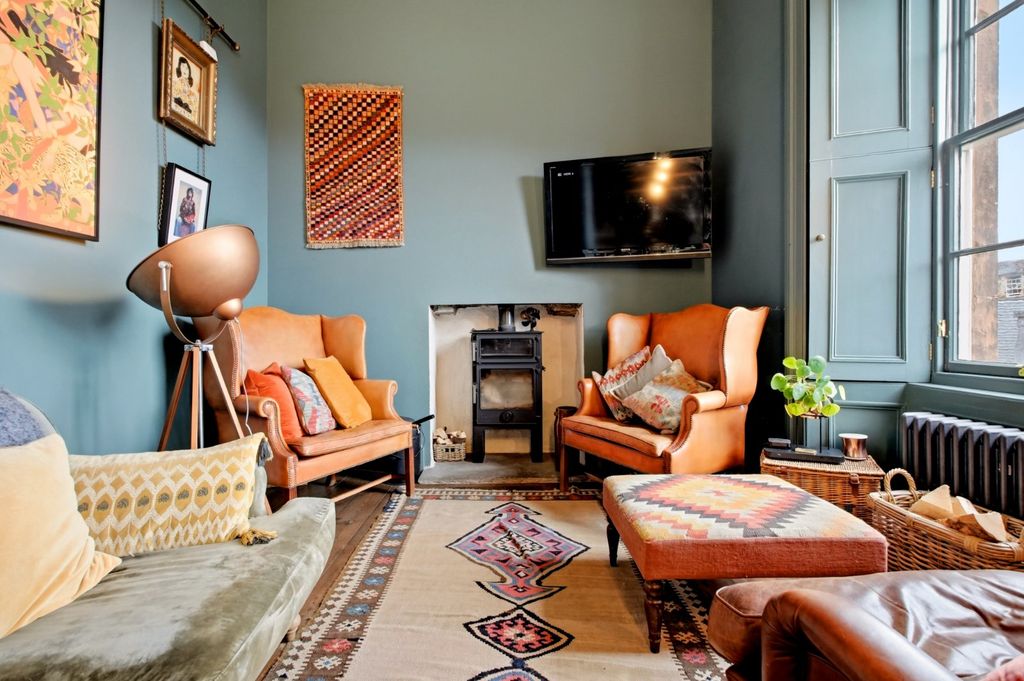 Property photo 3 of 36 Sitting Room