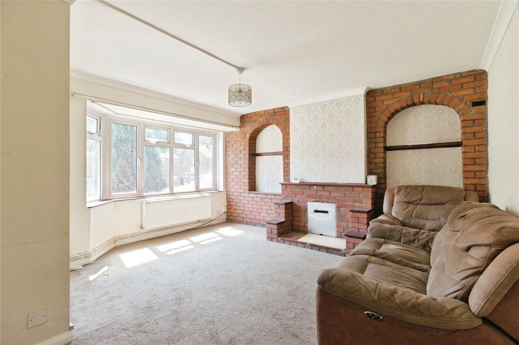 Property photo 2 of 22 Picture No. 16