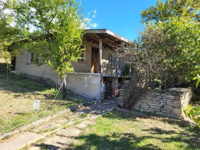 Property photo 1 of 5