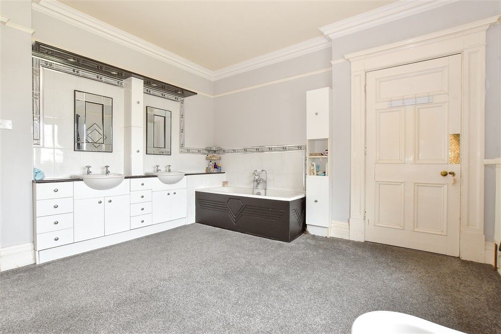 Additional image 11 of 7 bed detached house for saleBrocks Copse Road, Wootton Bridge, Ryde, Isle Of Wight PO33