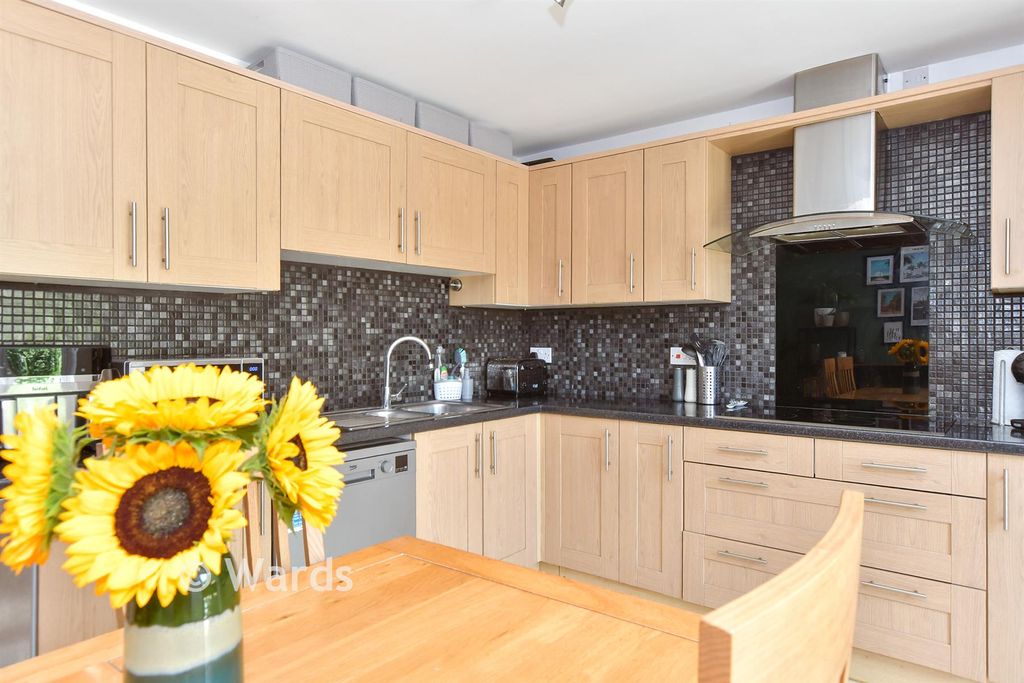Property photo 3 of 13 Internal Lifestyle Photograph