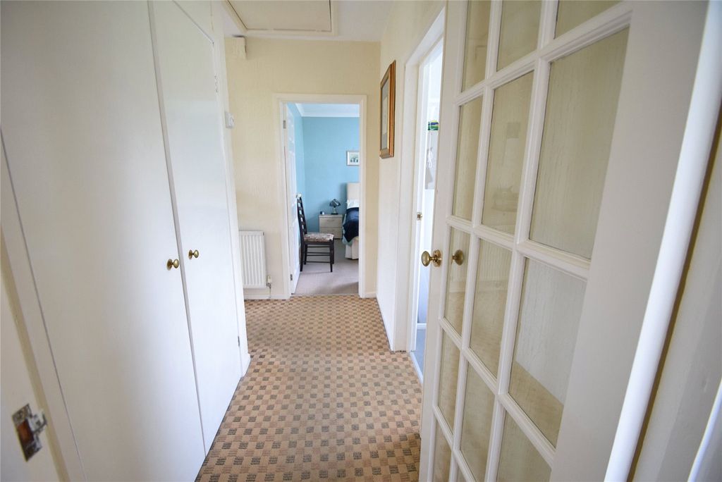 Property photo 3 of 18 Picture No. 01