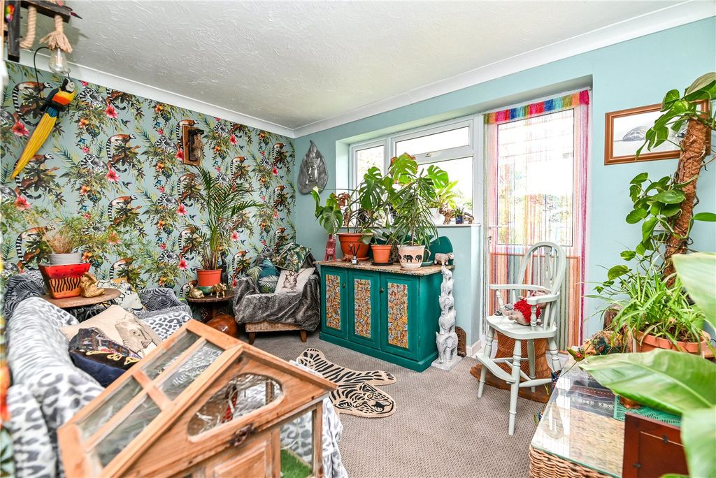 Property photo 3 of 18 Picture No. 06