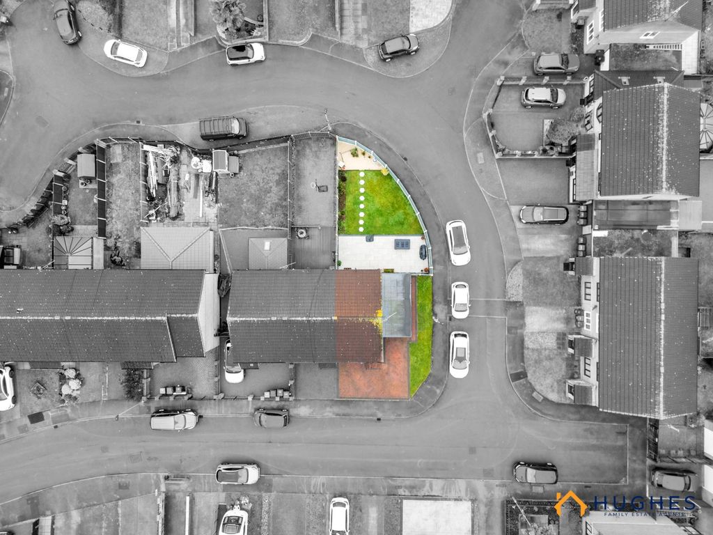 Property photo 2 of 23