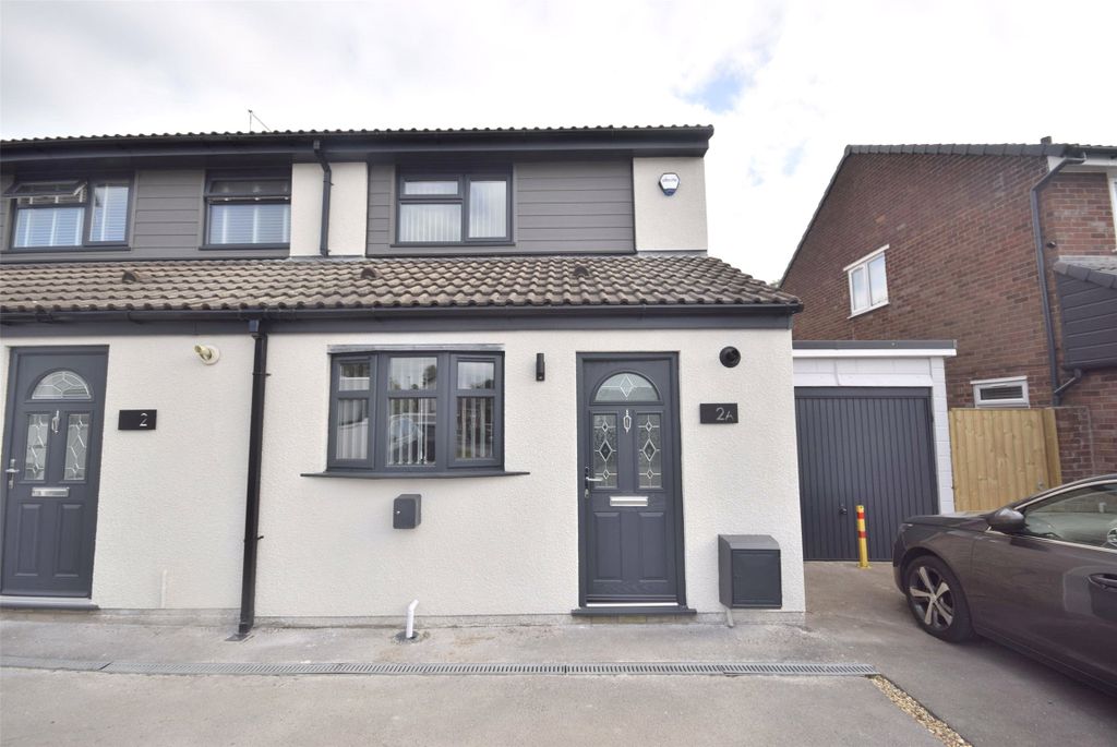 Property photo 1 of 12 External