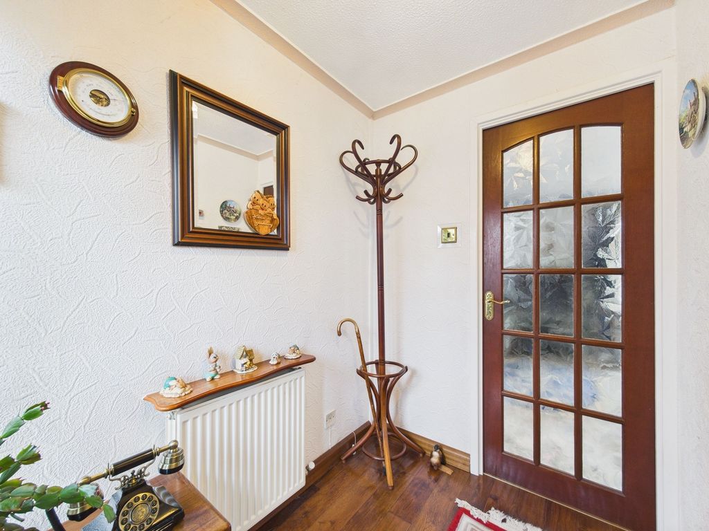 Property photo 3 of 24