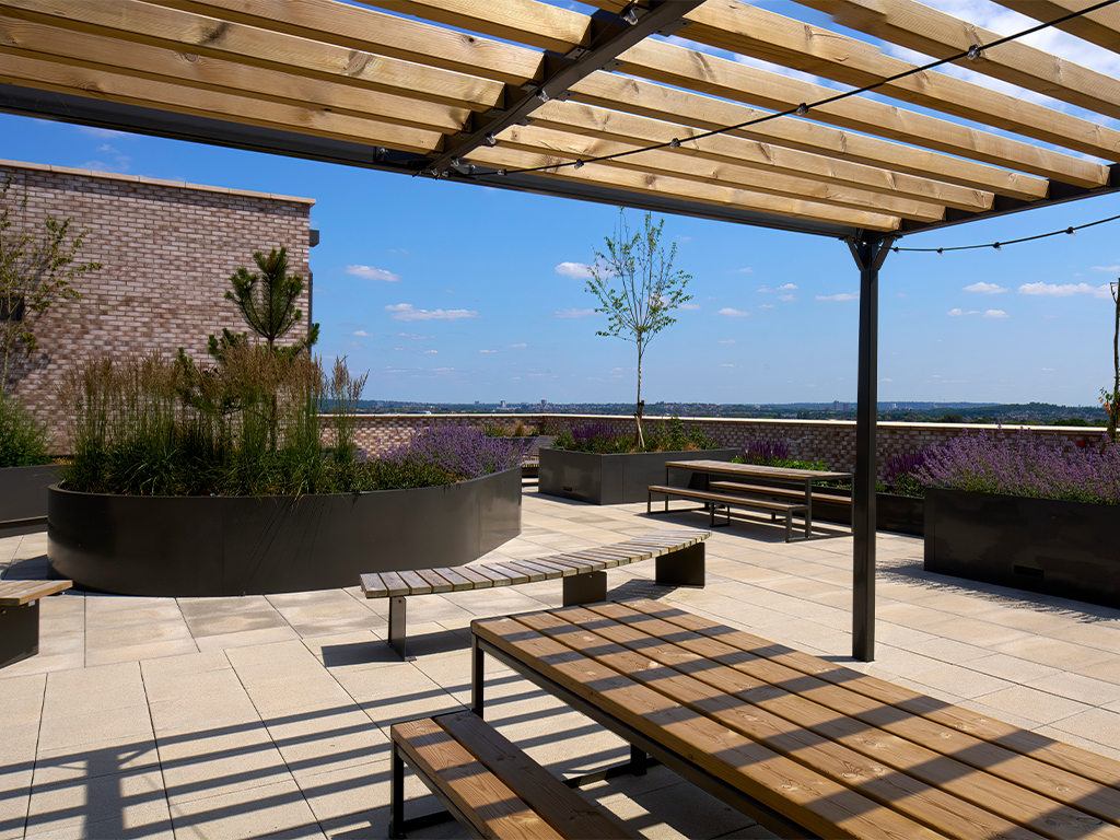 Property photo 1 of 18 Roof Terrace
