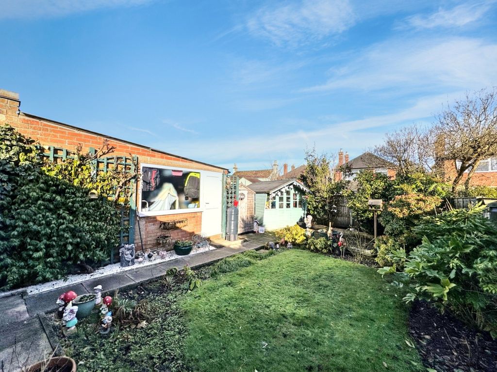 Property photo 2 of 18 3901976
