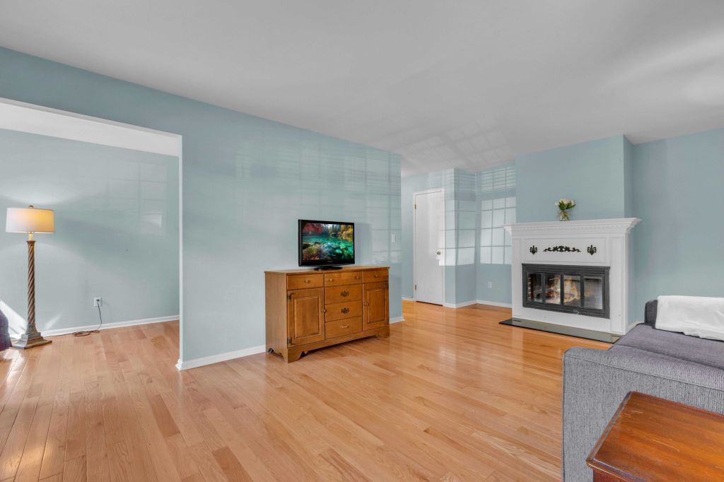 Property photo 2 of 12 <Alttext/>