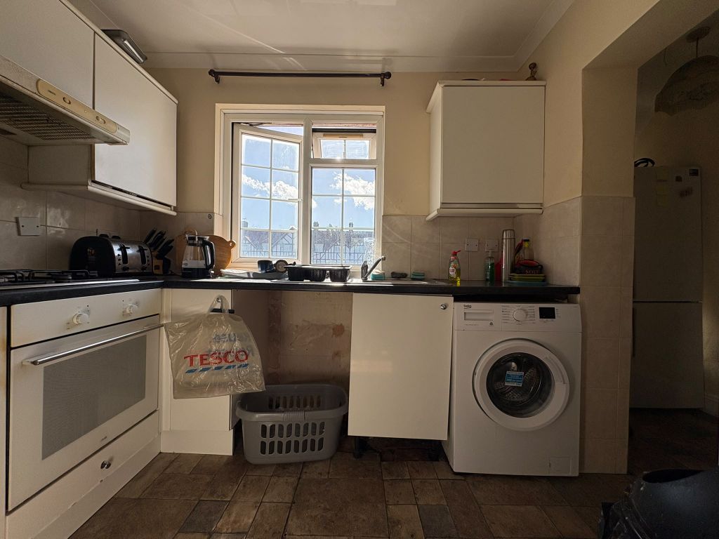 Property photo 3 of 5