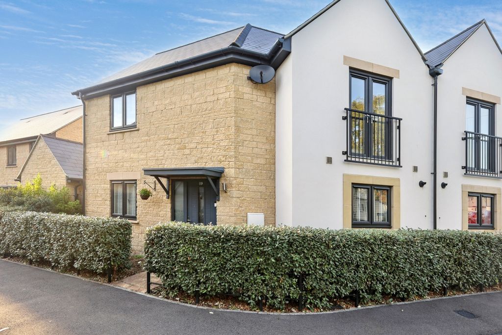 Property photo 1 of 16 Img_0169
