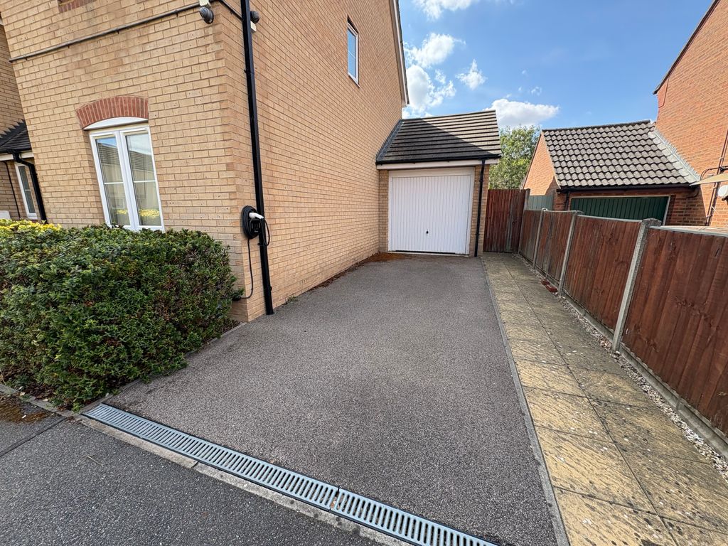 Property photo 2 of 4 Img_4811