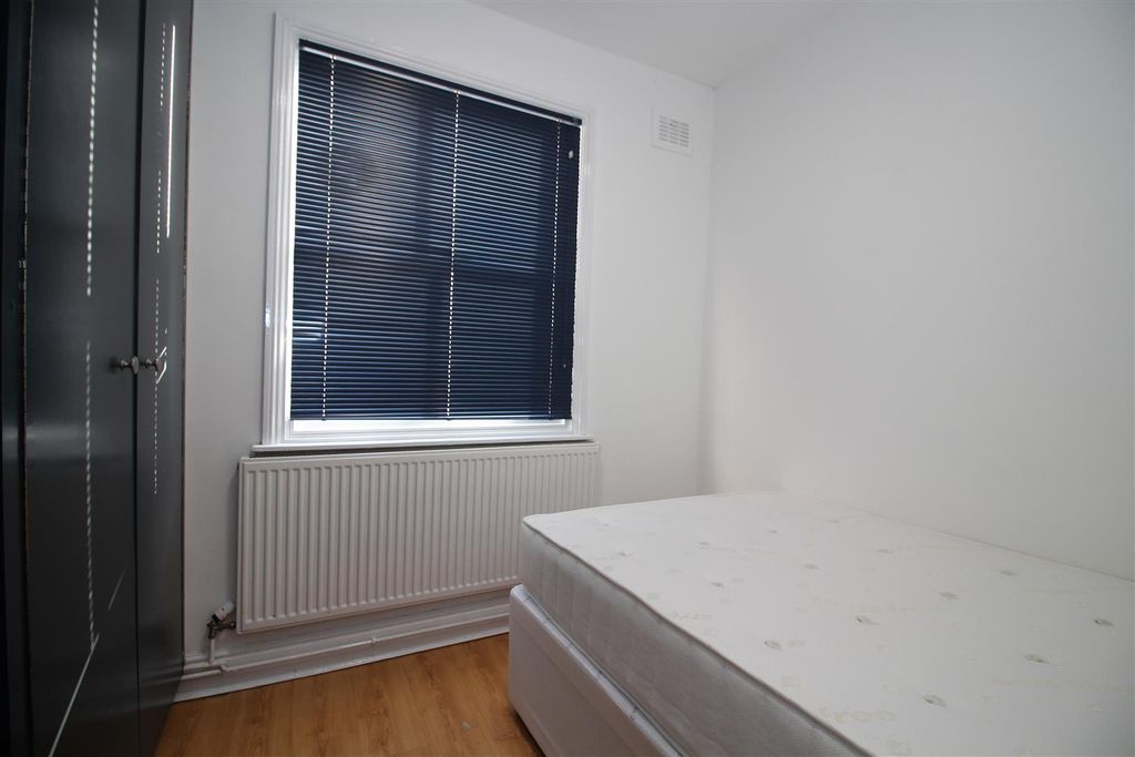 Property photo 3 of 6 Img_5103.Jpg