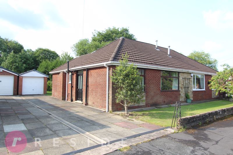 Property photo 1 of 17 House