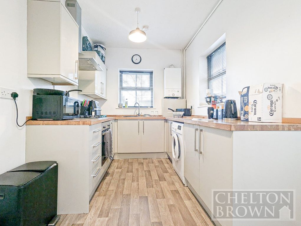 Property photo 2 of 20 Kitchen