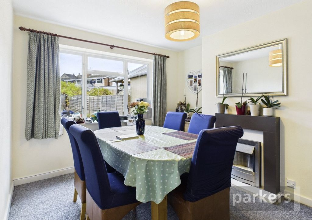 Property photo 3 of 16 Picture No. 18