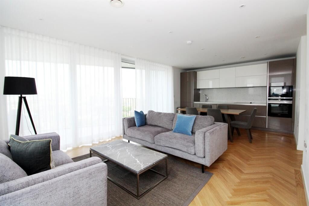 Property photo 2 of 24