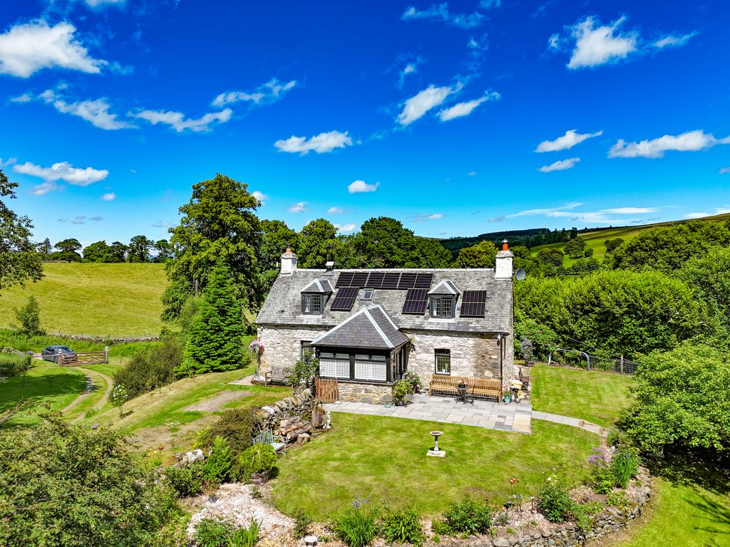 Property photo 1 of 28 Dji_20260624132720_0321_D-2