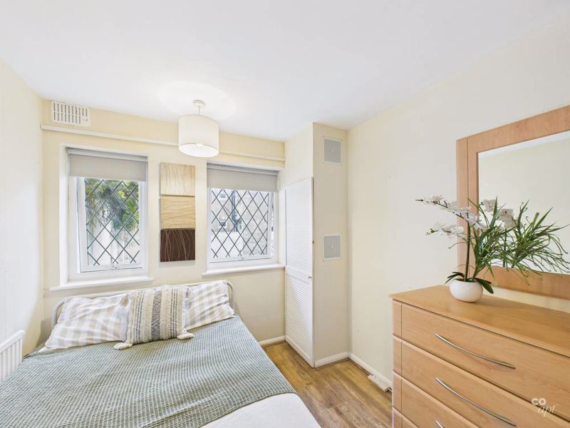 Property photo 2 of 8 Bedroom