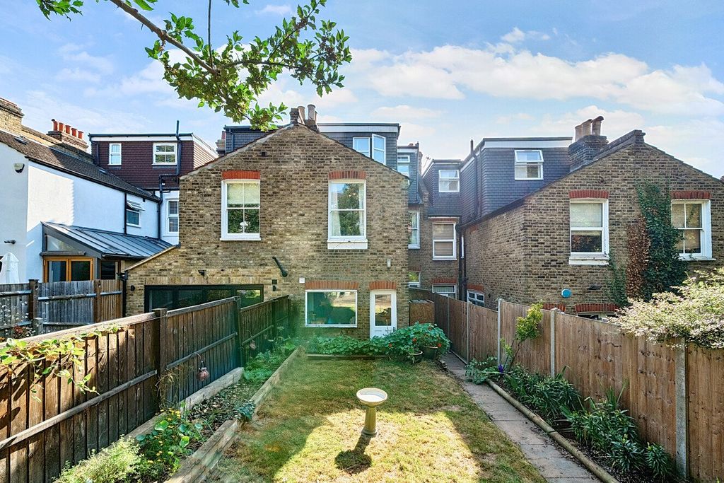 Property photo 3 of 19 Picture No. 03