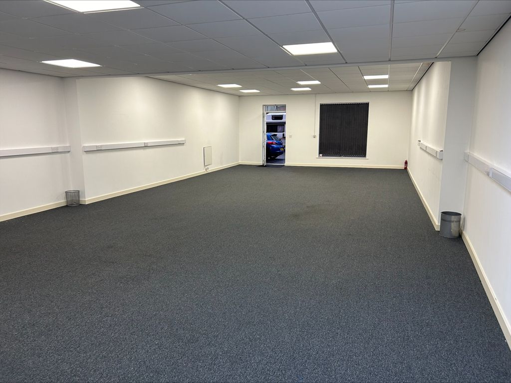 Property photo 3 of 4 Photo 7