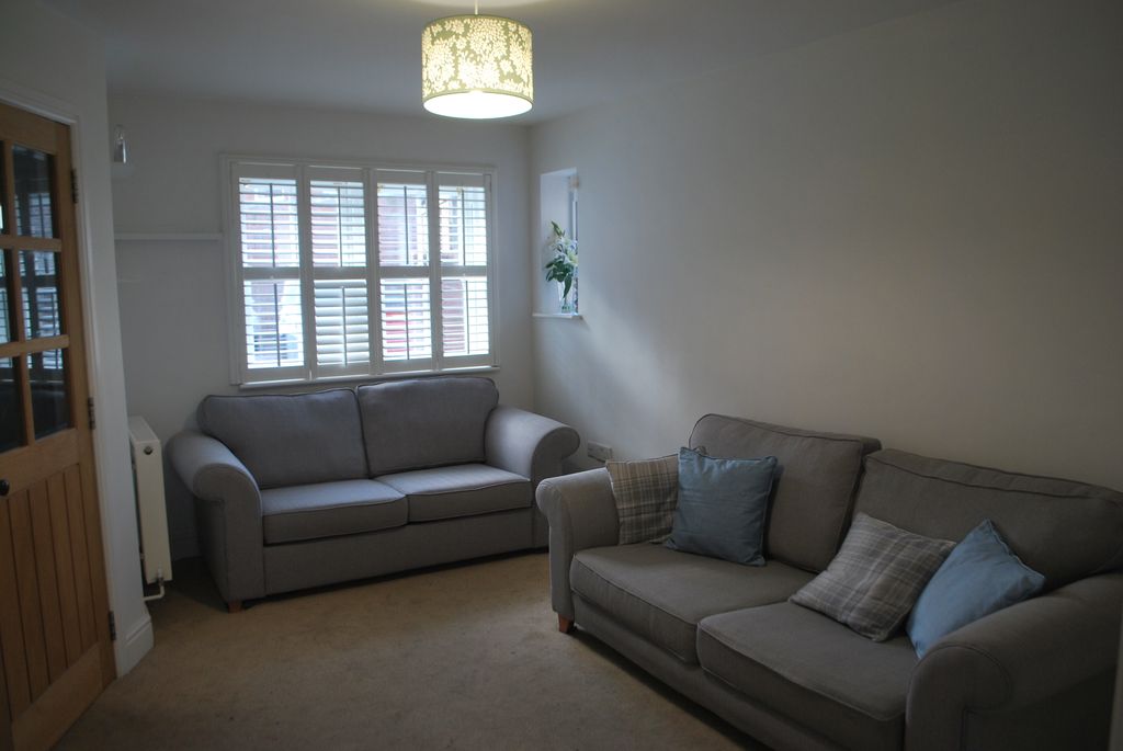 Property photo 2 of 10 Lounge