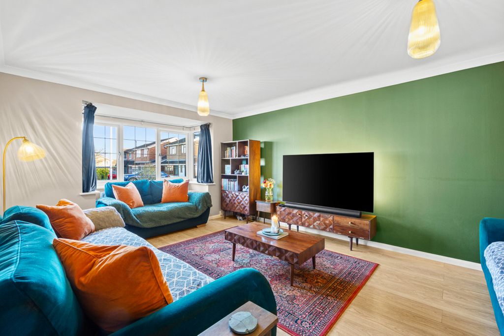 Property photo 2 of 22