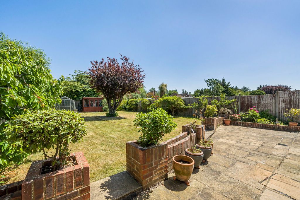 Property photo 2 of 22