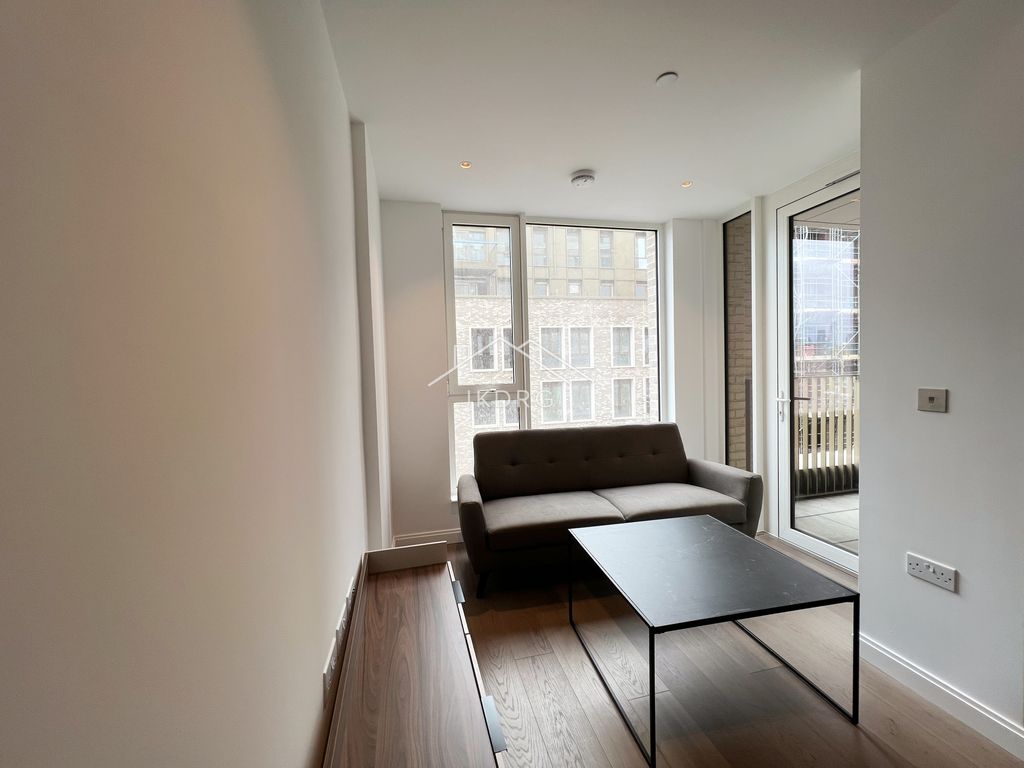 Property photo 2 of 6