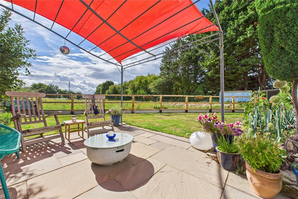 Property photo 2 of 16 Picture No. 36