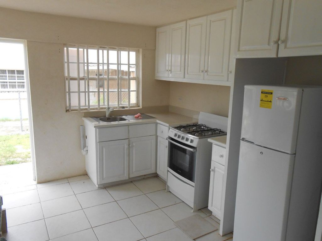 Property photo 3 of 5 <Alttext/>