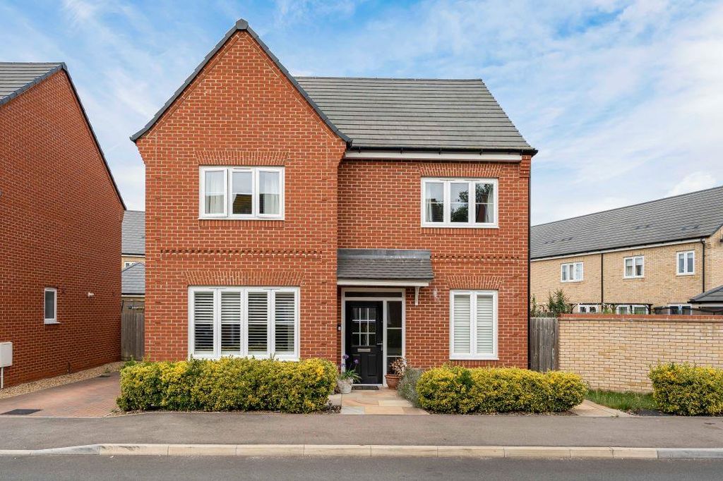 Property photo 1 of 32 27_60344.Jpg