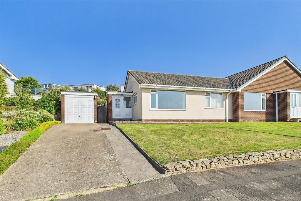 Property photo 1 of 14