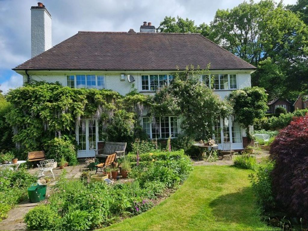 Property photo 1 of 29