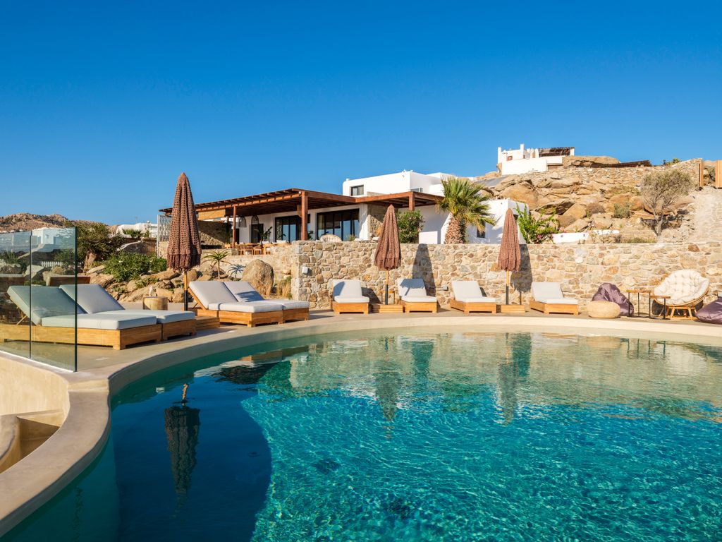 Property photo 2 of 30